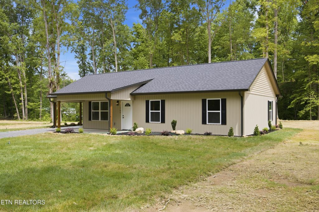 Photo of 700 Holly Glen Rd, Decatur, TN 37322 (MLS # 1340879)