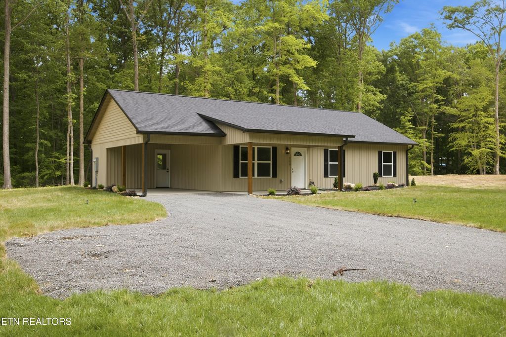 Photo of 700 Holly Glen Rd, Decatur, TN 37322 (MLS # 1340879)