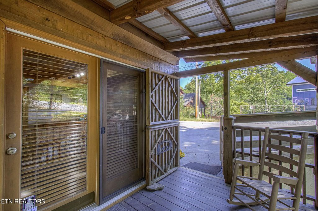 Photo of 223 Tolliver Tr, Townsend, TN 37882 (MLS # 1279488)