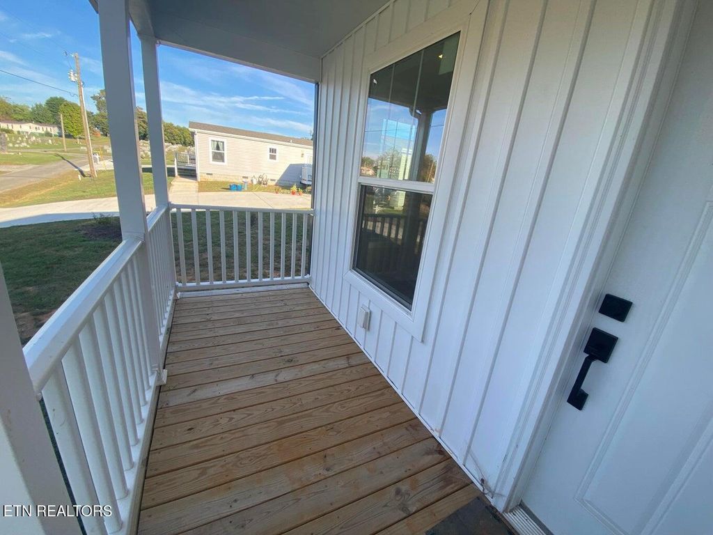 Photo of 169 Dode Street, Sweetwater, TN 37874 (MLS # 1318436)