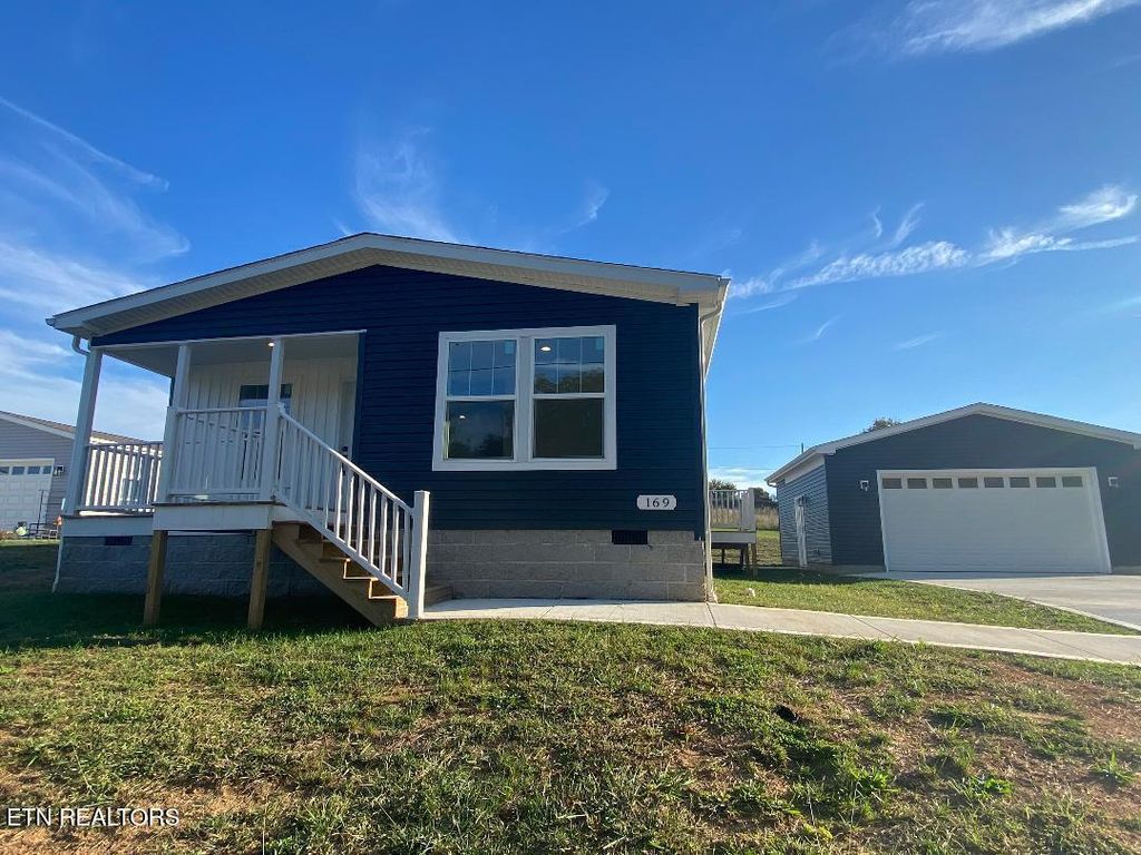 Photo of 169 Dode Street, Sweetwater, TN 37874 (MLS # 1318436)