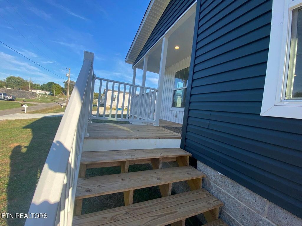 Photo of 169 Dode Street, Sweetwater, TN 37874 (MLS # 1318436)