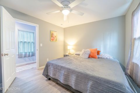 Tiny photo for 4257 Skyline Drive, Knoxville, TN 37914 (MLS # 1324626)