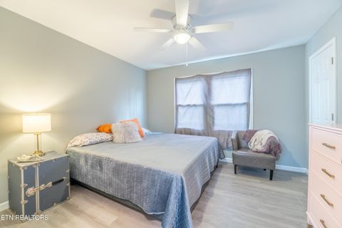 Tiny photo for 4257 Skyline Drive, Knoxville, TN 37914 (MLS # 1324626)