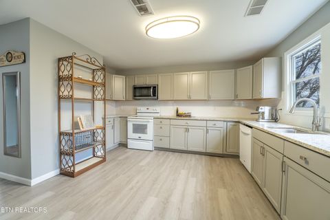 Tiny photo for 4257 Skyline Drive, Knoxville, TN 37914 (MLS # 1324626)