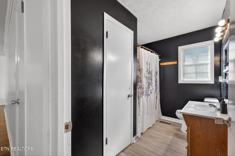 Tiny photo for 74 Thompson Lane, Crossville, TN 38555 (MLS # 1325784)