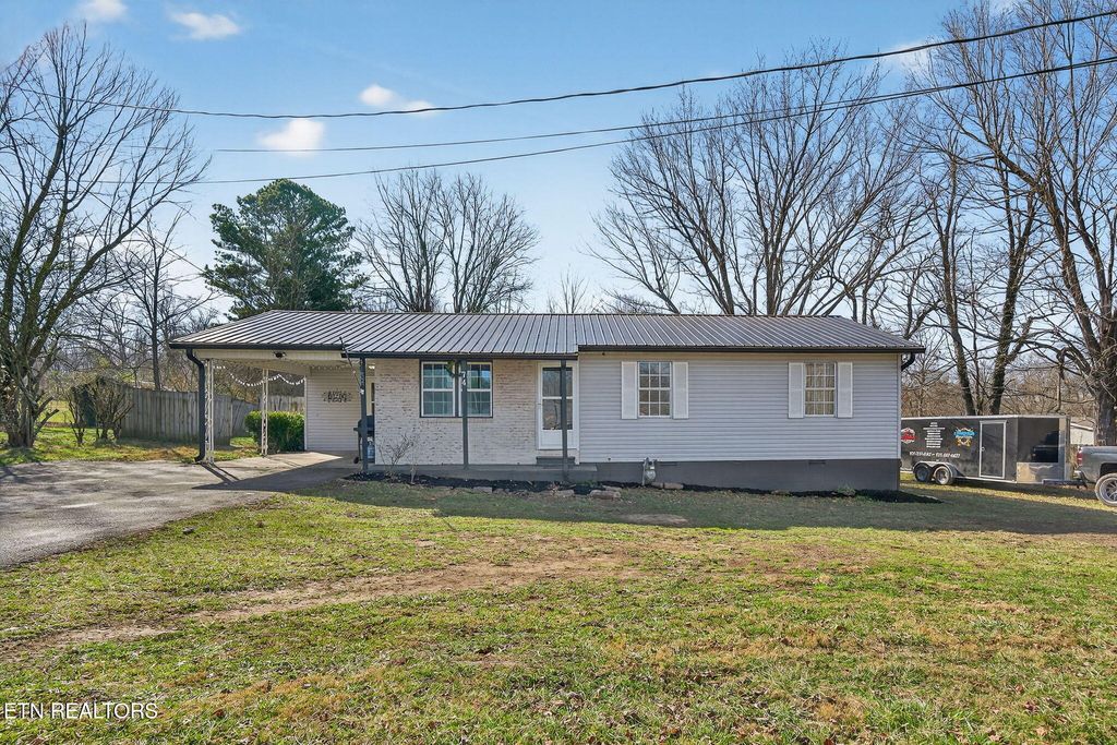 Photo of 74 Thompson Lane, Crossville, TN 38555 (MLS # 1325784)