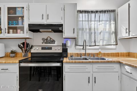 Tiny photo for 74 Thompson Lane, Crossville, TN 38555 (MLS # 1325784)