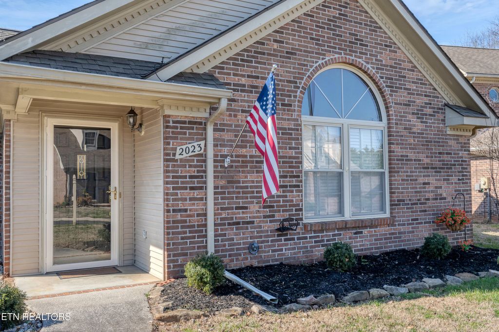 Photo of 2023 Cochran Place, Maryville, TN 37803 (MLS # 1331106)