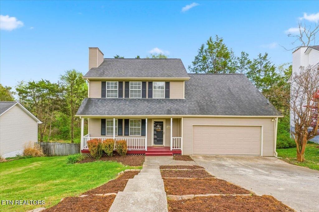 Photo of 2004 Knoll Tree Drive, Knoxville, TN 37932 (MLS # 1334985)