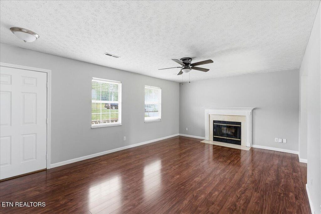 Photo of 2004 Knoll Tree Drive, Knoxville, TN 37932 (MLS # 1334985)