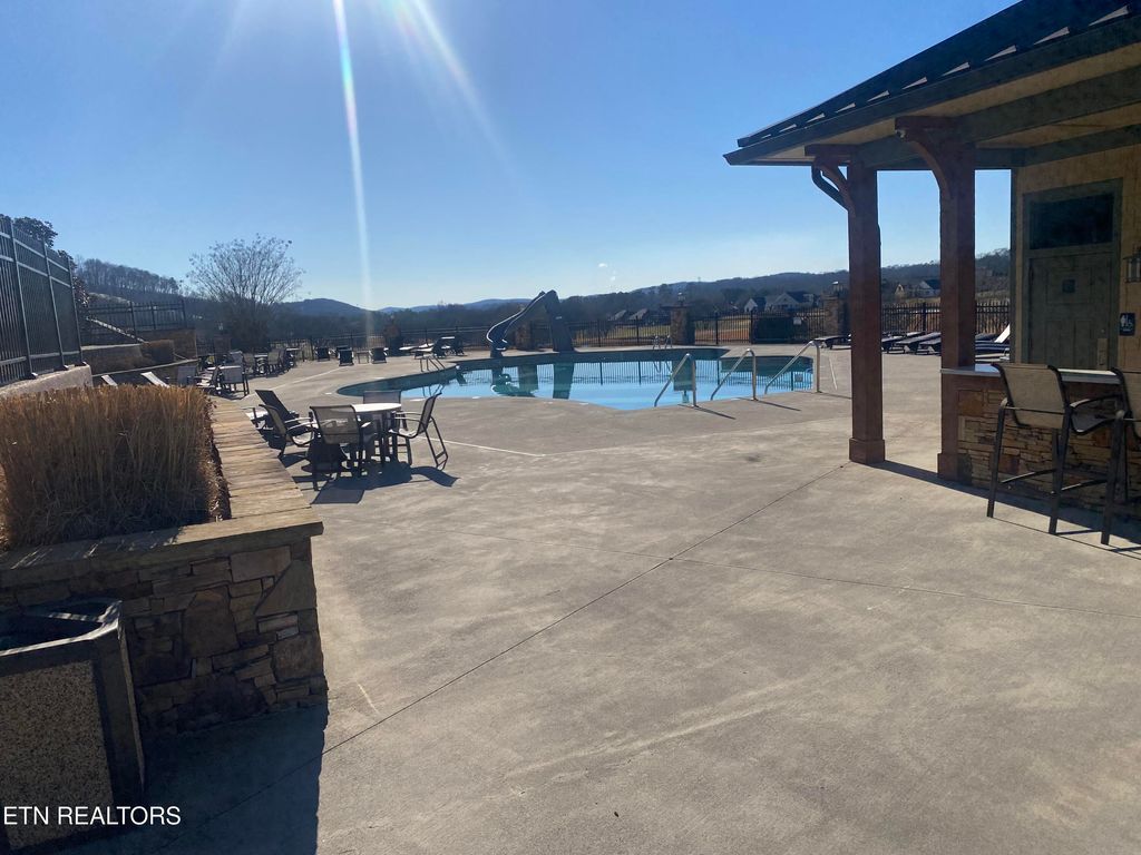 Photo of 546 Black Bear Circle, Loudon, TN 37774 (MLS # 1329688)