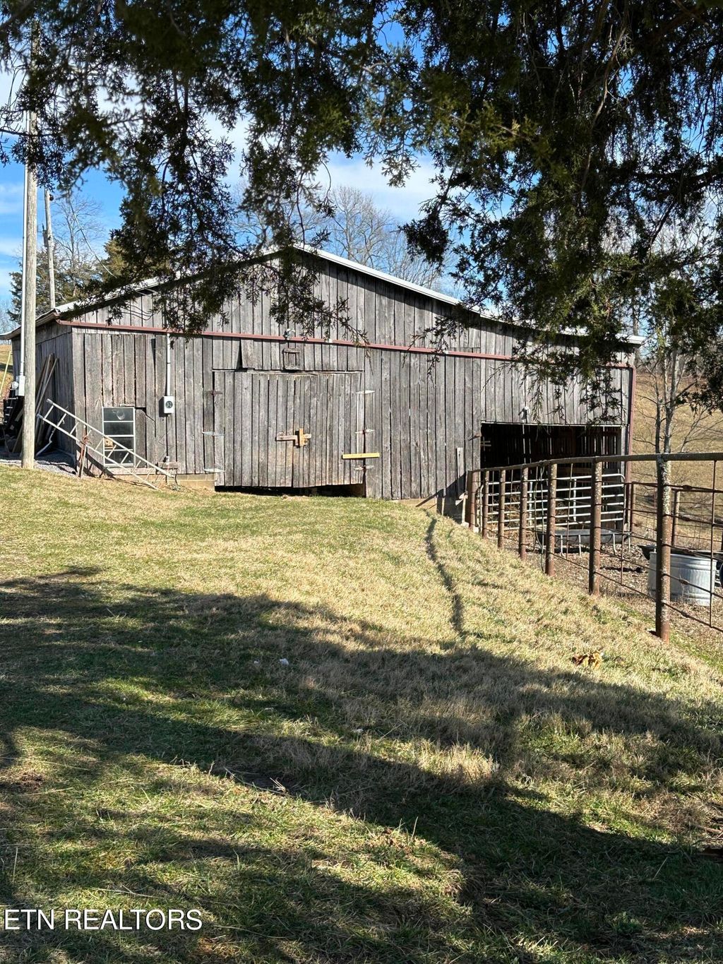 Photo of 00 Baldwin Hill 131 acres Rd, New Tazewell, TN 37825 (MLS # 1252314)