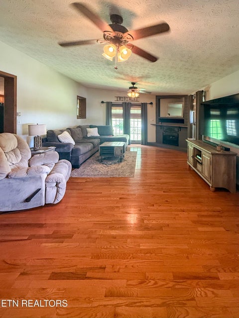 Tiny photo for 975 Keener Rd, Cosby, TN 37722 (MLS # 1346183)