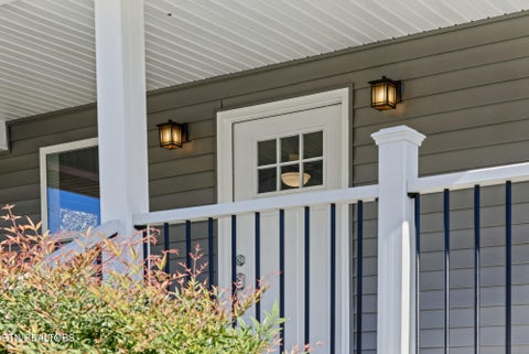 Tiny photo for 222 Morgan Ave, Harriman, TN 37748 (MLS # 1359777)