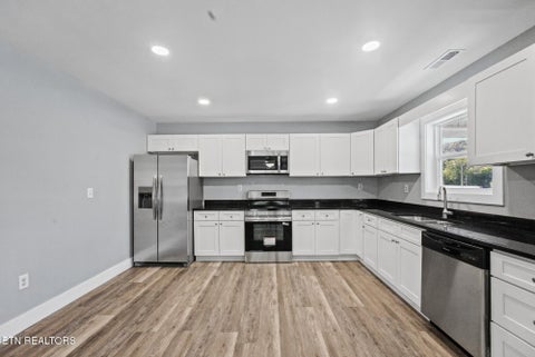 Tiny photo for 222 Morgan Ave, Harriman, TN 37748 (MLS # 1359777)