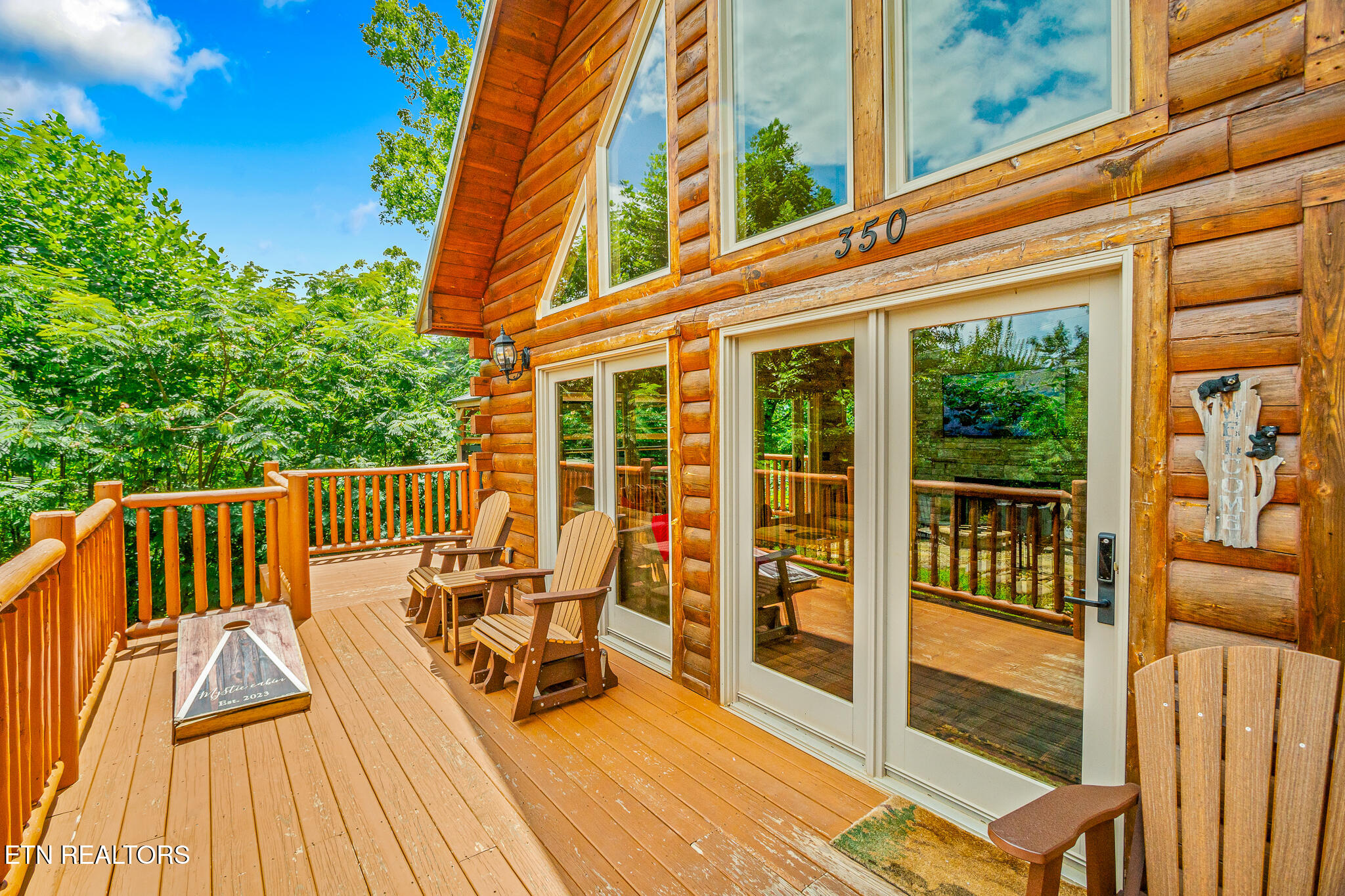 350 Pinnacle Drive