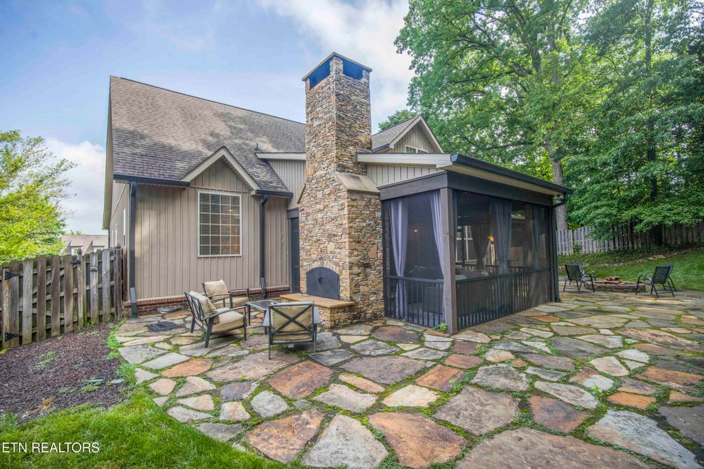 Photo of 12940 Siena Lane, Farragut, TN 37934 (MLS # 1336836)