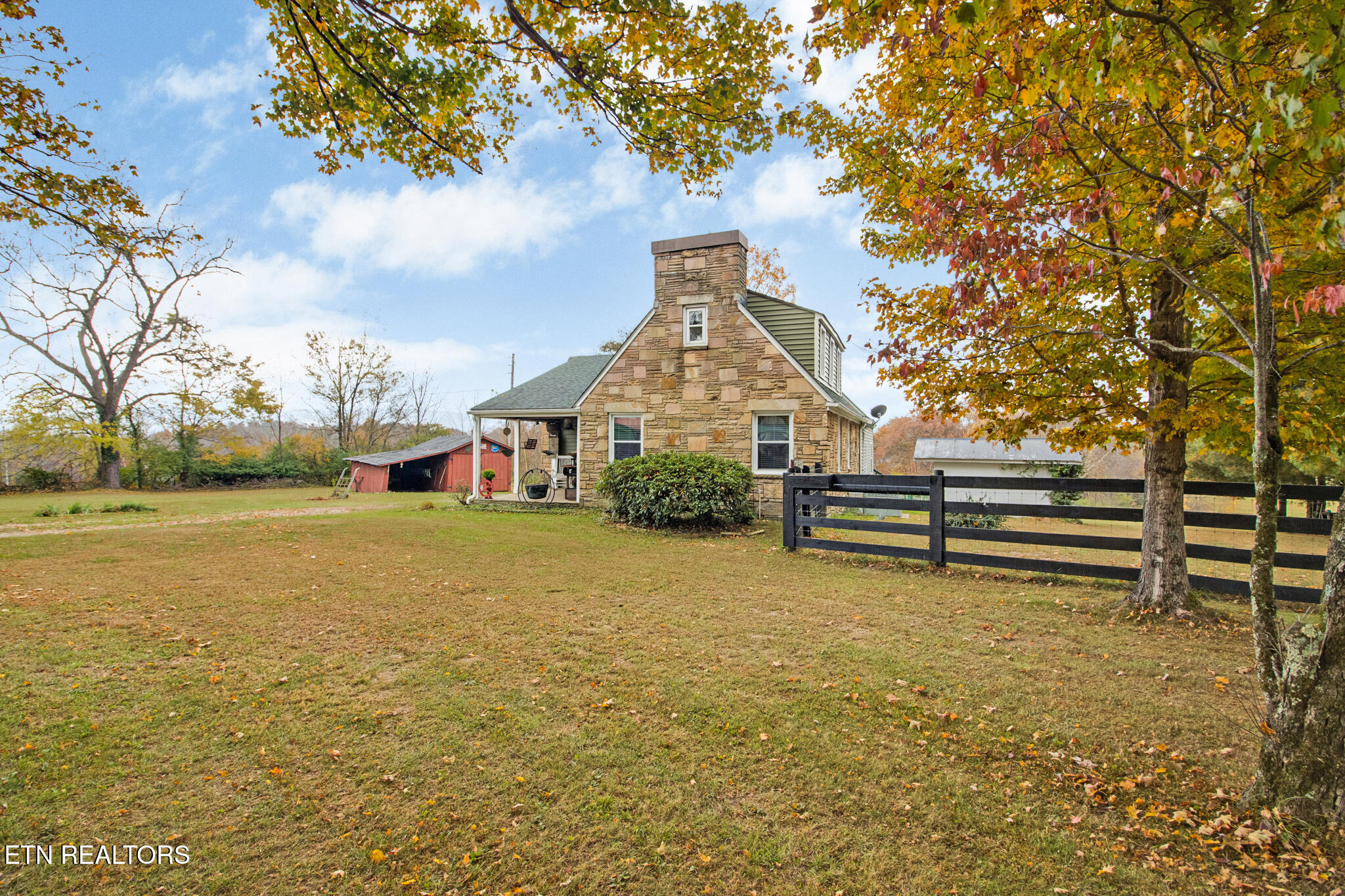 866 Open Range Rd