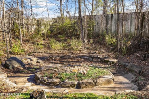Tiny photo for 565 Hillcrest Circle, Etowah, TN 37331 (MLS # 1324604)