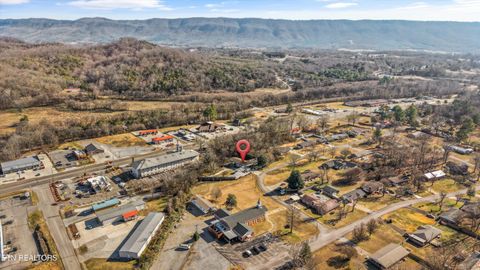 Tiny photo for 565 Hillcrest Circle, Etowah, TN 37331 (MLS # 1324604)