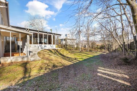 Tiny photo for 565 Hillcrest Circle, Etowah, TN 37331 (MLS # 1324604)