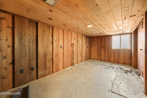 Tiny photo for 565 Hillcrest Circle, Etowah, TN 37331 (MLS # 1324604)