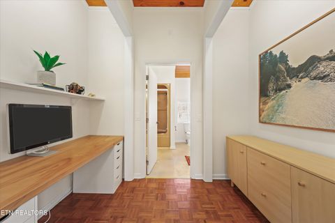 Tiny photo for 565 Hillcrest Circle, Etowah, TN 37331 (MLS # 1324604)