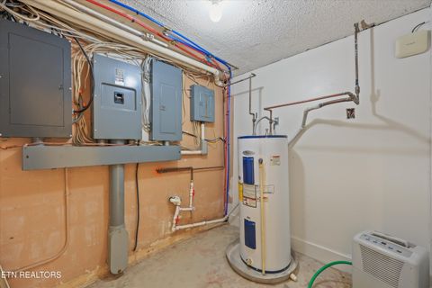 Tiny photo for 565 Hillcrest Circle, Etowah, TN 37331 (MLS # 1324604)