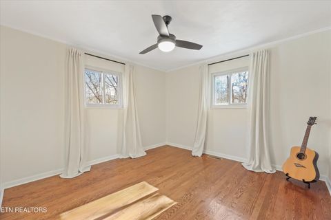 Tiny photo for 565 Hillcrest Circle, Etowah, TN 37331 (MLS # 1324604)