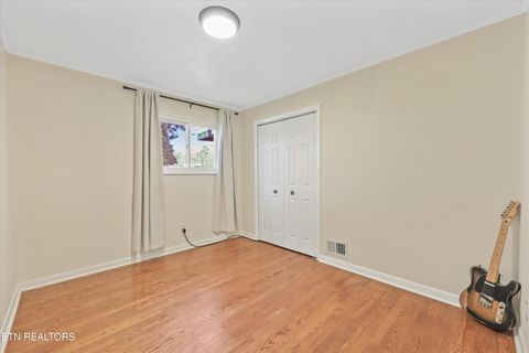 Tiny photo for 565 Hillcrest Circle, Etowah, TN 37331 (MLS # 1324604)