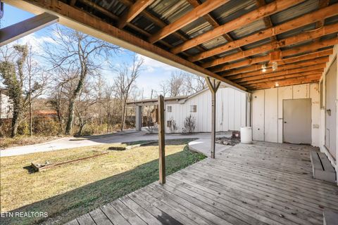 Tiny photo for 565 Hillcrest Circle, Etowah, TN 37331 (MLS # 1324604)