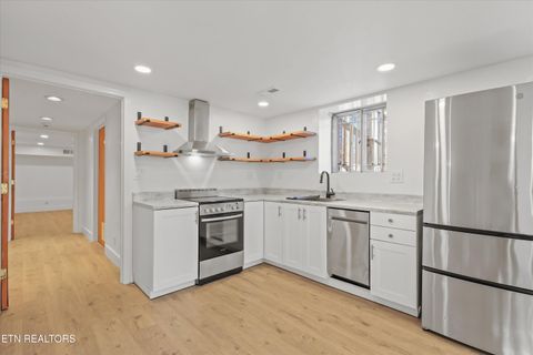 Tiny photo for 565 Hillcrest Circle, Etowah, TN 37331 (MLS # 1324604)