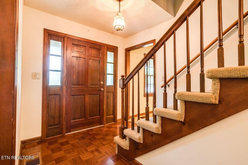 Photo of 11408 Old Colony Pkwy, Knoxville, TN 37934 (MLS # 1341687)