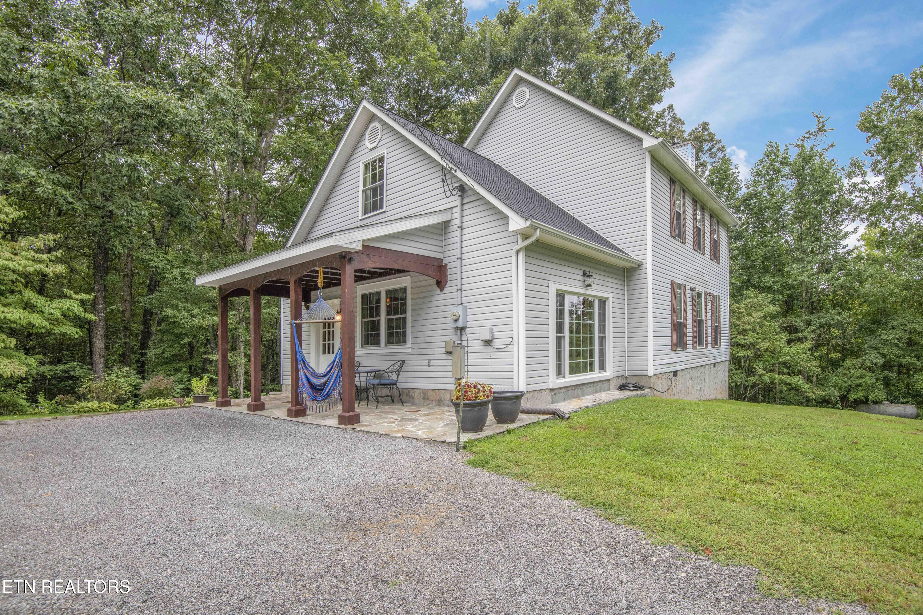 890 County Rd 51