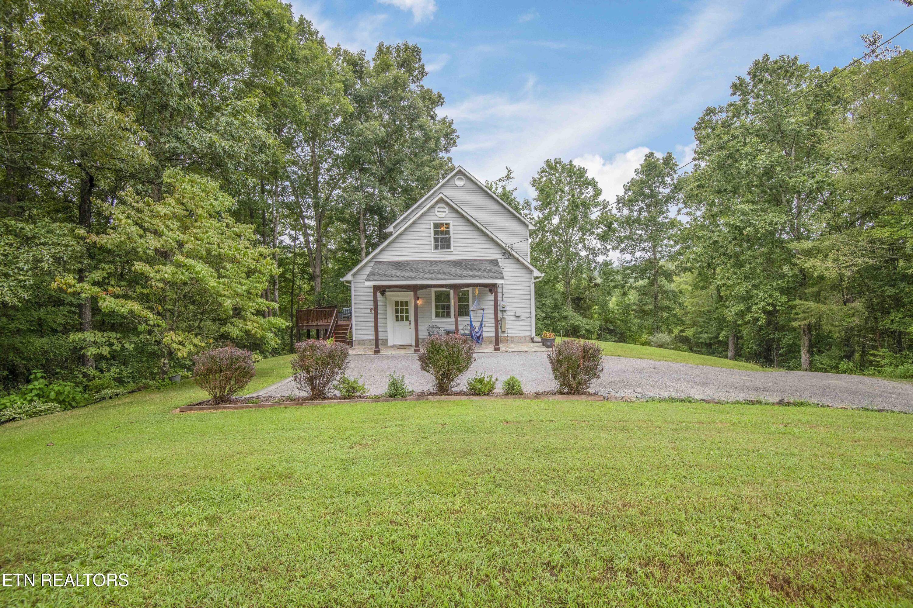 890 County Rd 51