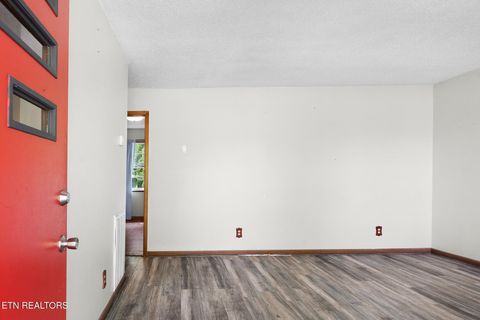Tiny photo for 133 Bunch Lane, Clinton, TN 37716 (MLS # 1337370)