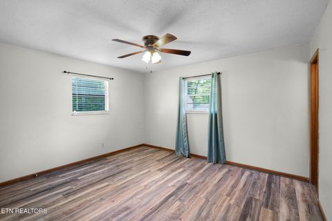 Tiny photo for 133 Bunch Lane, Clinton, TN 37716 (MLS # 1337370)