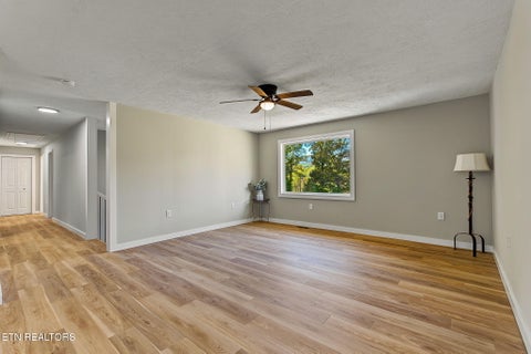 Tiny photo for 28678 Rhea County Hwy, Spring City, TN 37381 (MLS # 1360361)