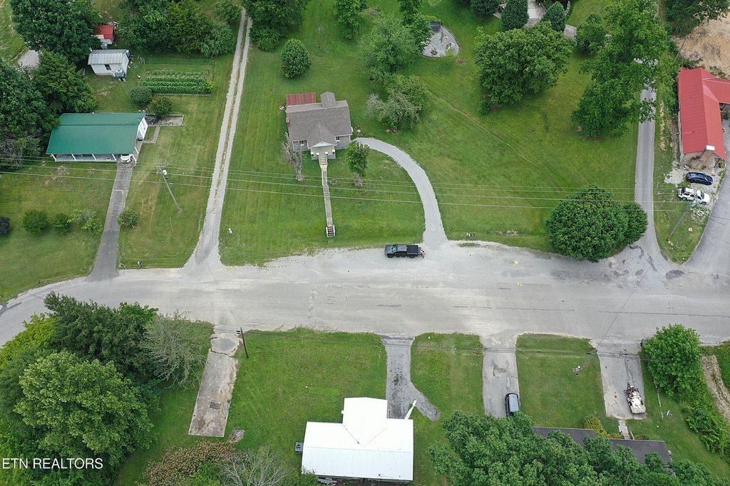 Photo of 231 Galloway Drive, Helenwood, TN 37755 (MLS # 1347767)