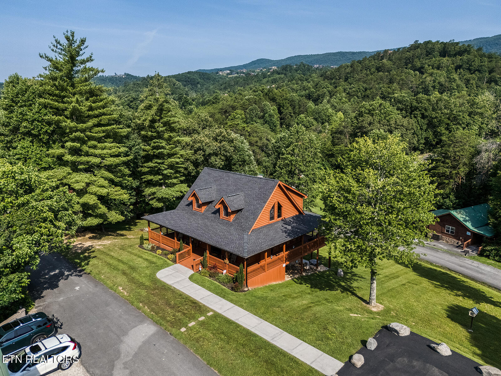 2028 Piney Overlook Lane
