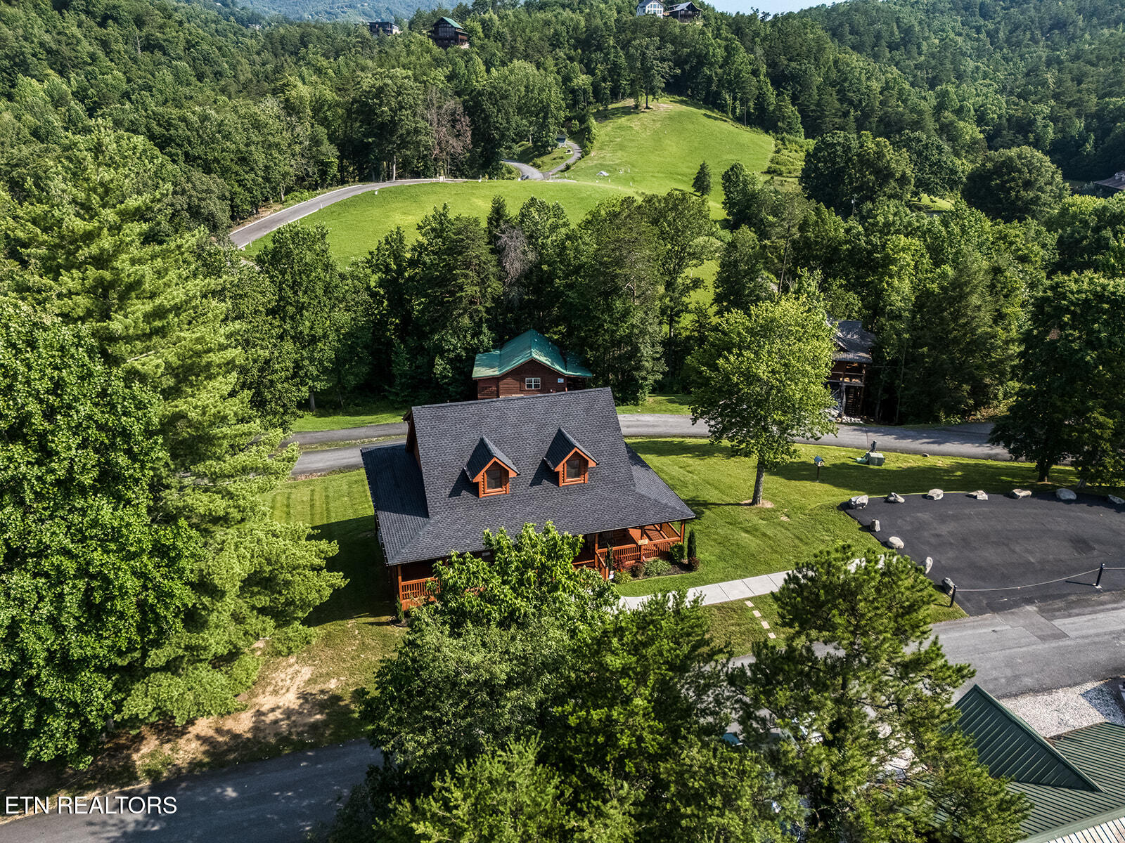 2028 Piney Overlook Lane