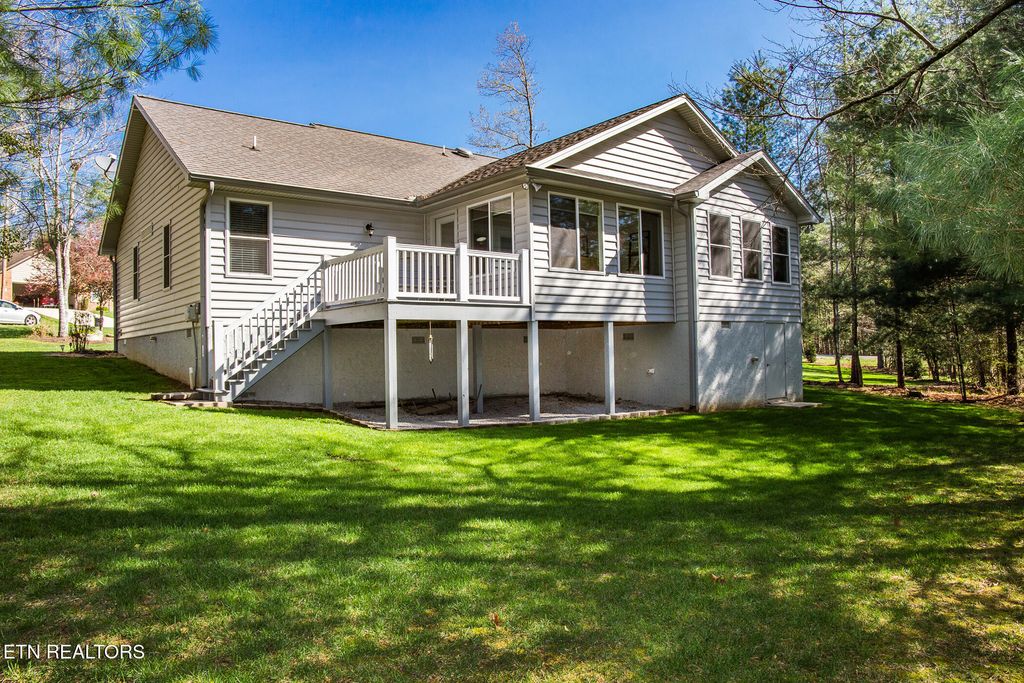 Photo of 13 Kenwood Court, Crossville, TN 38558 (MLS # 1338025)