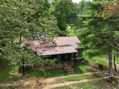 3824 Sugar Grove Valley Rd Harriman TN 37748