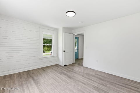 Tiny photo for 3300 Lake City Hwy, Rocky Top, TN 37769 (MLS # 1352283)