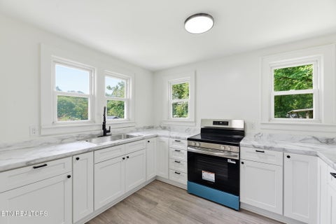 Tiny photo for 3300 Lake City Hwy, Rocky Top, TN 37769 (MLS # 1352283)