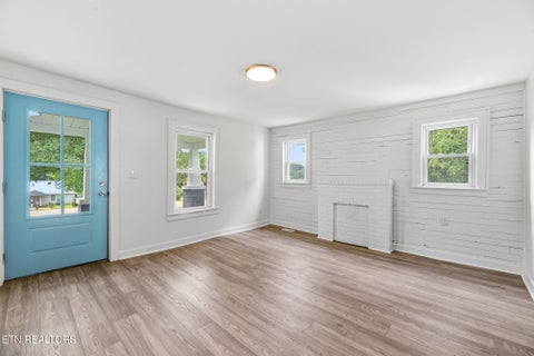 Tiny photo for 3300 Lake City Hwy, Rocky Top, TN 37769 (MLS # 1352283)