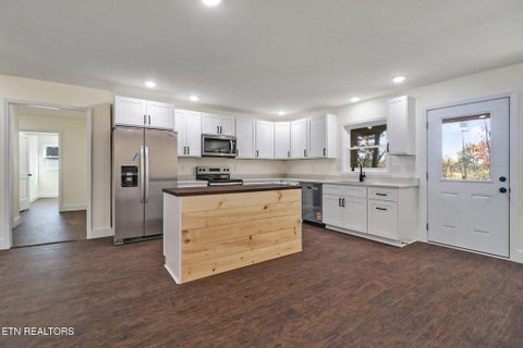 Tiny photo for 128 Greystone Way, Jamestown, TN 38556 (MLS # 1360184)