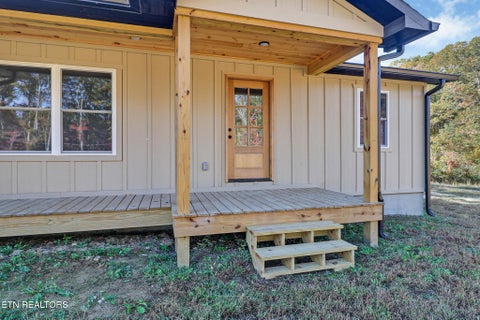 Tiny photo for 128 Greystone Way, Jamestown, TN 38556 (MLS # 1360184)