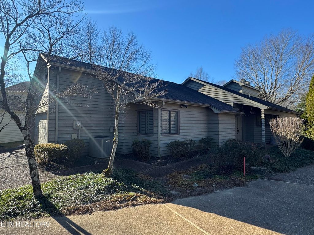 Photo of 403 Lost Tree Lane, Knoxville, TN 37934 (MLS # 1324898)